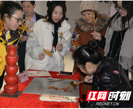 惊喜！衡阳市文化馆带你解锁特别的过年姿（福）势（利）！