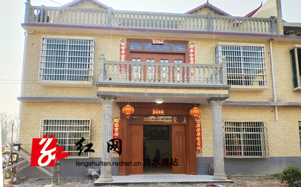 b15c50e6ff5839abb9fdce1007a81db_??.jpg