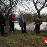 道县县级河长巡河 护一江碧水