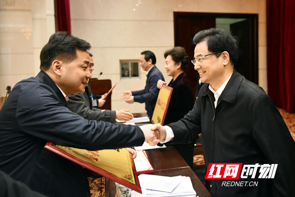微信图片_20190222220226副本.jpg