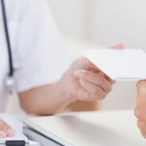 用心行医换来履职“药方”（新春走基层·代表委员履职故事）