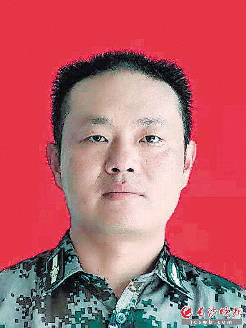 熊文斌 望城区乔口镇敬老院副院长