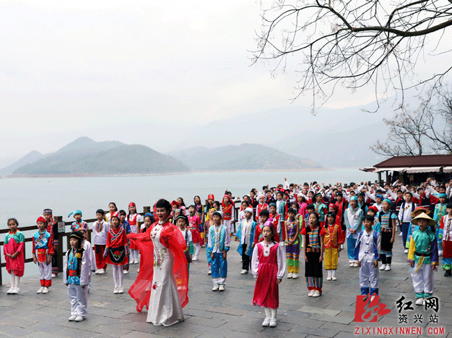 000888.gif 000888.gif