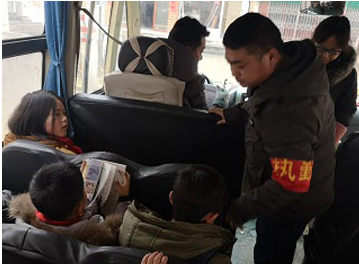 桥江镇：校车安全大检查  护航平安上学路