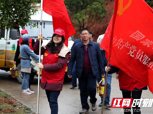 让雷锋精神永放光芒--国网邵阳县供电公司学雷锋活动纪实