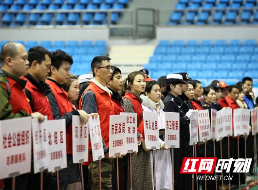 志愿邵阳·薪火相传——市民政局积极开展学雷锋志愿服务活动