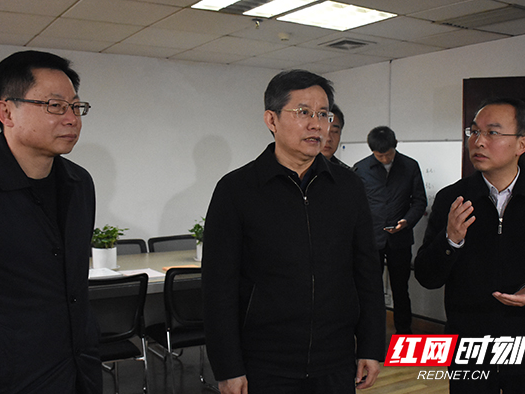 关于推动媒体融合向纵深发展 瞿海提出“五个坚持”