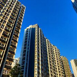 文爱华代表：推进基本公共服务 均等化加快“租购同权”落地