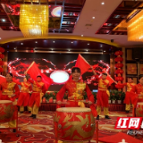 舞出最亮的你 芙蓉区举办三八妇女节舞会活动 