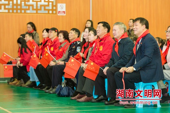 湘南学院附属小学开展学雷锋主题教育活动。郴州志愿者代表.marked.jpg 湘南学院附属小学开展学雷锋主题教育活动。郴州志愿者代表.marked.jpg