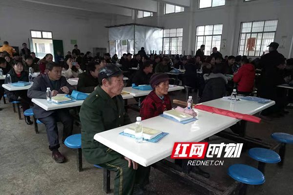 道县：300余名瑶乡党员集体培训学习“充电”