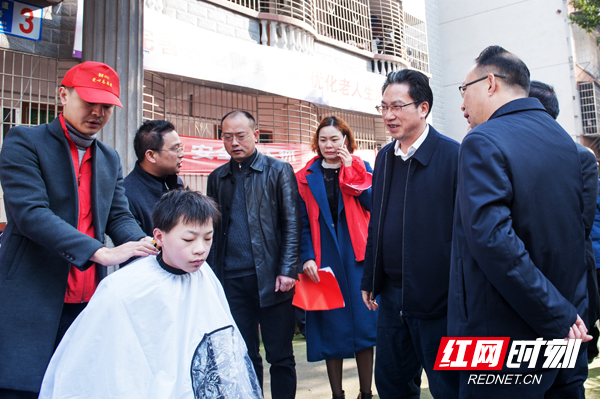 “心里头暖和!” 衡东县“我是雷锋家乡人，湖湘文化送春风”活动暖人心
