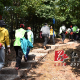 蓝山举行“治陋习 树新风”乡风文明建设年启动仪式暨全民健身登山活动