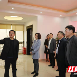 湘潭市宣传系统考察红网县级融媒体中心建设