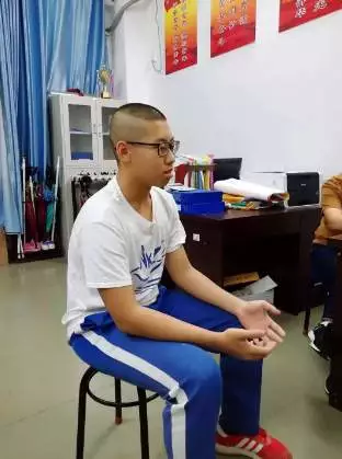 点击进入下一页