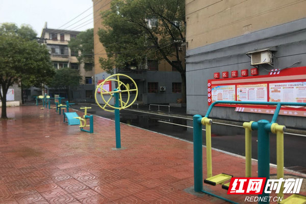 高果糖厂提质改造后的休闲广场.jpg 高果糖厂提质改造后的休闲广场.jpg