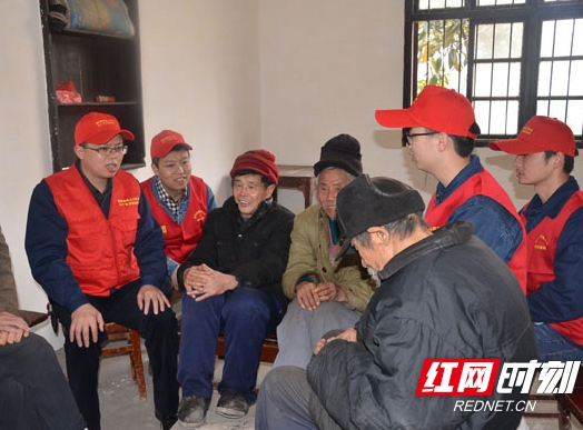 新宁县供电公司志愿者服务活动暖人心