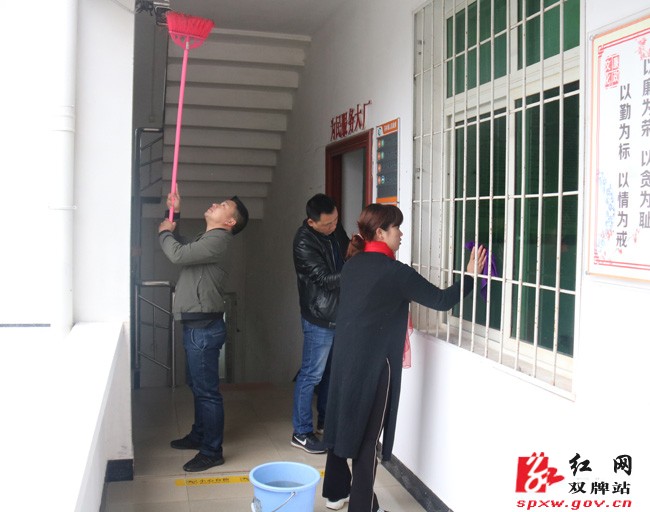 双牌：开展农村人居环境整治暨治陋习·树新风志愿服务活动