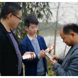 比学赶超涨知识 道县运用“学习强国”学习蔚成风气