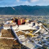 党的光辉照耀雪域高原