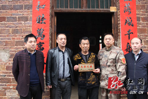 宁远：新兵为老兵送上“特殊礼物”