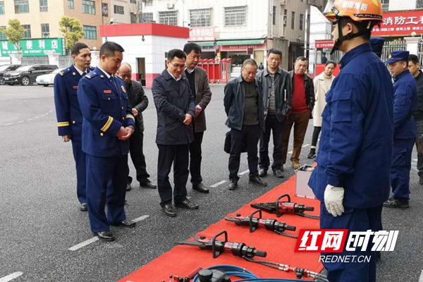 大祥区：区长邓涛到区消防大队调研