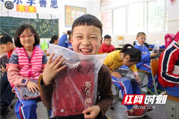 dee8b885-f9a6-4181-a023-d992c40acff9.jpg dee8b885-f9a6-4181-a023-d992c40acff9.jpg