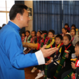 “祁东渔鼓”进课堂 非遗传承从娃娃抓起