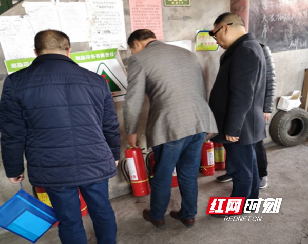 邵阳市民政局开展养老机构和福利企业安全生产