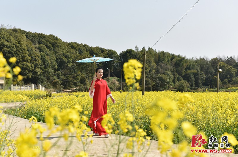 金色麻塘梳妆完毕 明日盛大仪式恭迎你