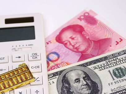 人民币对美元汇率中间价报6.7141元 下调99个基点