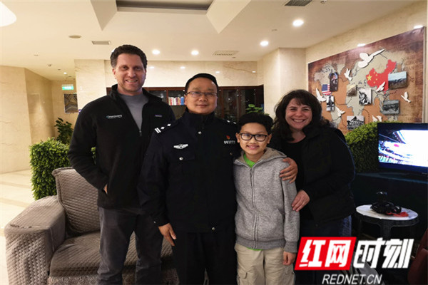 微信图片_20190327092448_副本.jpg