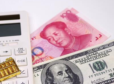 人民币对美元汇率中间价报6.7263元 下调122个基点