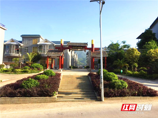 微信图片_20190327213746_副本1.jpg