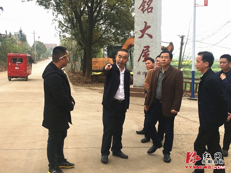 王保林调研G240沿线人居环境整治工作