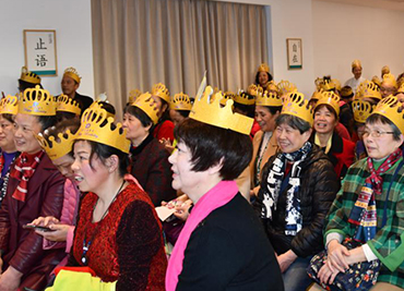 温暖星城 康爱公益举办“百名生命强者集体生日会”