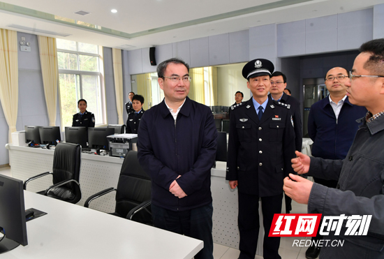 刘革安深入桑植县调研扫黑除恶工作