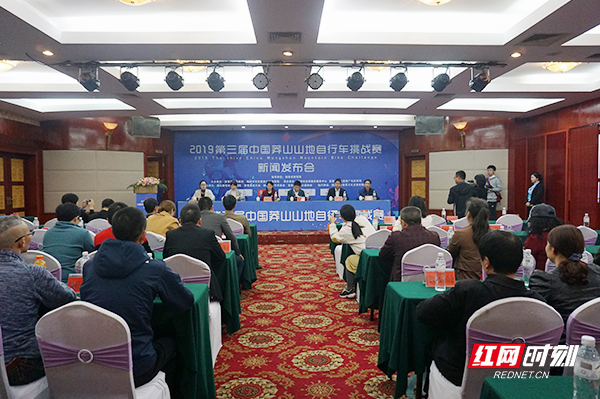 发布晖.jpg