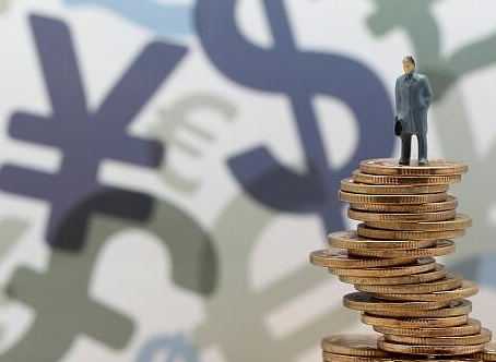 人民币对美元汇率中间价报6.7193元 上调142个基点