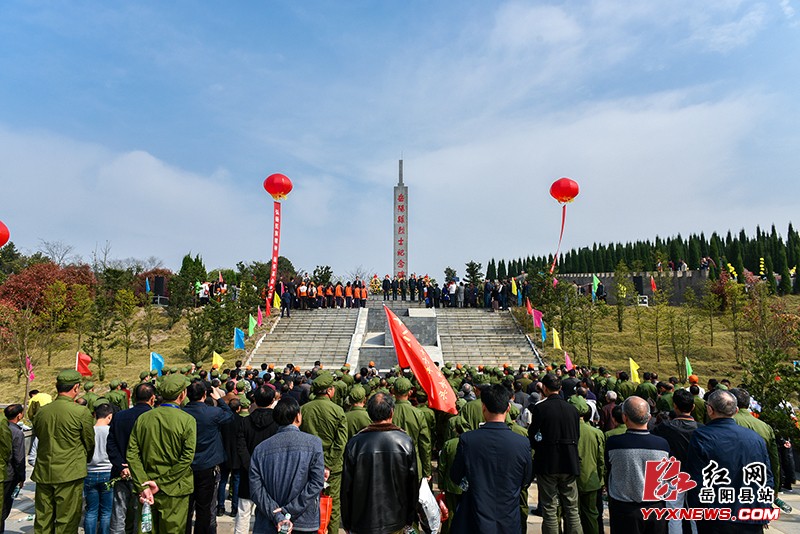 我县举行“传承·2019清明祭英烈”宣教活动