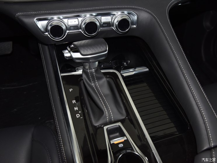 长安汽车 长安CS95 2019款 基本型