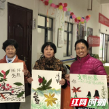 叶子玩出新花样 居民绘制“绿色清明”宣传画
