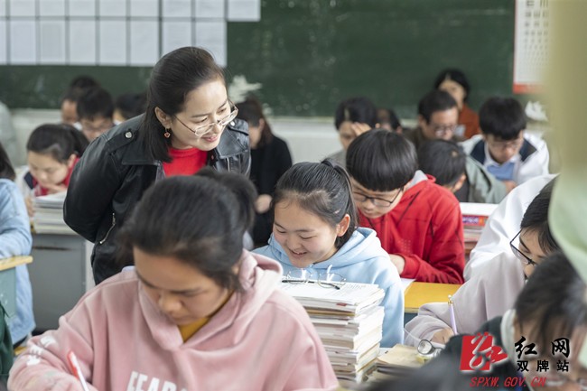 双牌:名校精准帮扶促提升