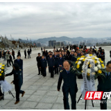 湘西州卫计综合监督执法局开展“清明节·祭祀英烈”活动