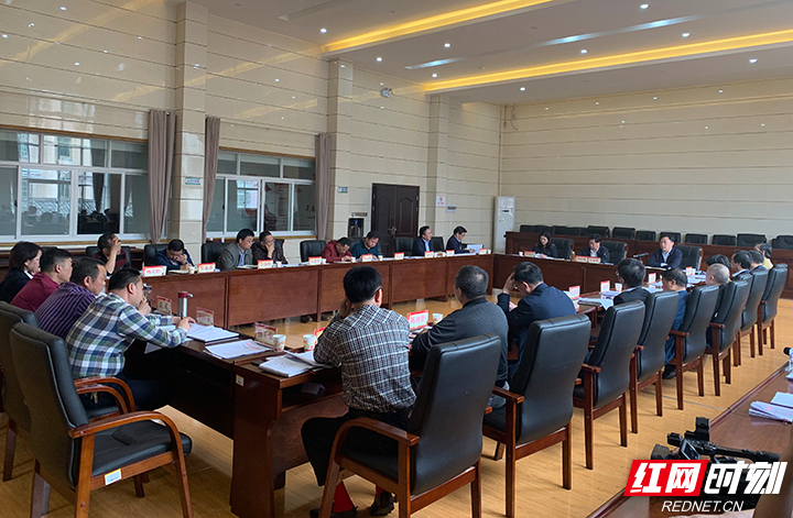 中共张家界市委教育工作领导小组第1次会议召开