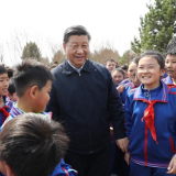 声漫丨习近平：祝少先队员们像小树苗一样茁壮成长