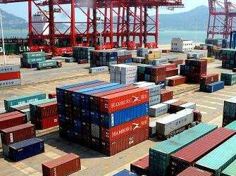 一季度外贸总值破7万亿 比去年同期增长3.7%