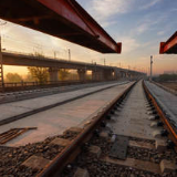 京雄高铁铺轨 首次采用“北斗”定位系统