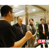 李平带领湘西州文旅项目招商团到深圳中青宝调研