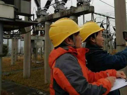 雷雨季娄底供电公司加大变电设备巡查 消缺12处